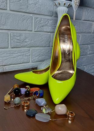 Туфлі bcbgeneration