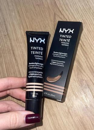 Nyx тональный крем для лица флюид с spf