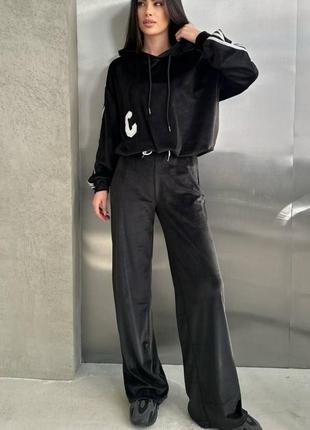 Костюм спортивный женский велюровый оверсайз кофта с капишоном брюки свободного кроя на высокой посадке качественный стильный трендовый черный