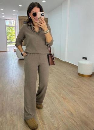 Вельветовий вафельний жіночий костюм кофта поло і штани палаццо вільного крою однотонний комплект