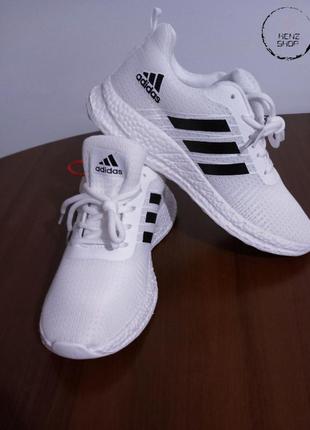 Кроссовки adidas