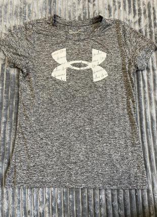 Футболка under armour