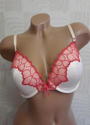 Привлекательный бюстгальтер от elle macpherson 75е