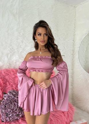 Комплект для дома топ с длинными широкими рукавами шорты