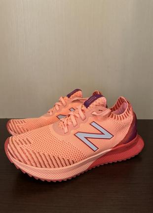 Кроссовки new balance