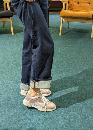 Кроссовки из фири Caruso