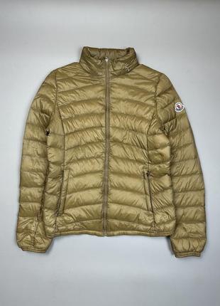 Женская пуховая куртка moncler бежевая m