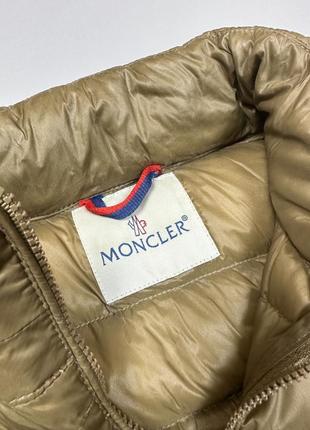 Женская пуховая куртка moncler бежевая m4 фото