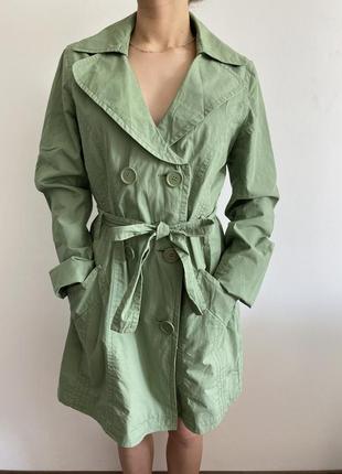 Плащ жіночий