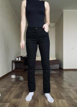 Чорні жіночі джинси3 фото