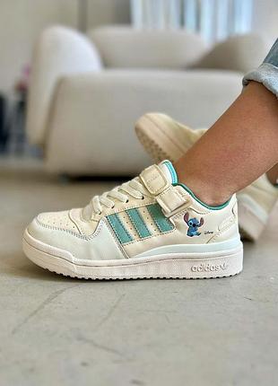 Неймовірні жіночі кросівки adidas forum low x disney stitch beige бежеві зі стичем