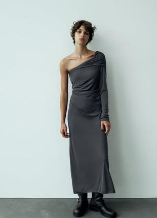 Платье zara m на одно плечо макси s