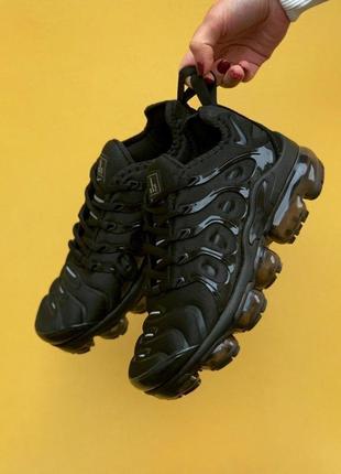 vapormax tn all black