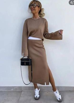 Костюм женский оверсайз кофта юбка миди на высокой посадке качественный, стильный трендовый коричневый бежевый