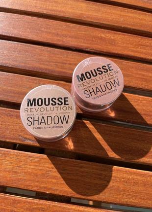 Revolution mousse тени муссовые rose gold