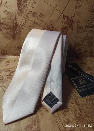 Чудова краватка