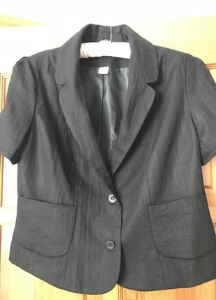 Стильный пиджак,р.46,польша,хороший состав пог 56