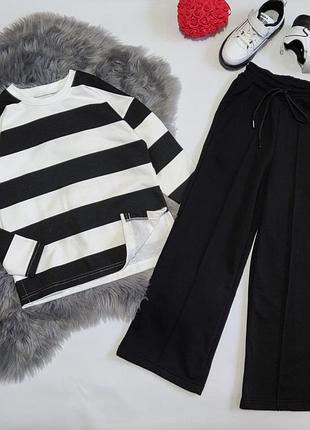 Стильный костюм для девочек