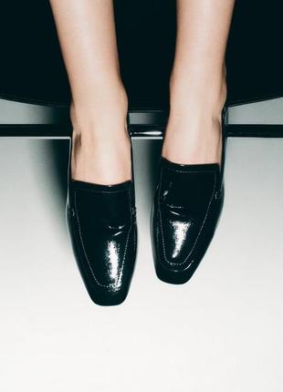 Лаковані чорні туфлі-лофери zara new1 фото