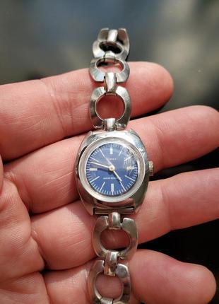 Timex механічний жіночій годинник з америки, 60ті10 фото