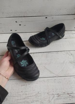 Туфлі туфли балетки кожаные skechers 35-36p
