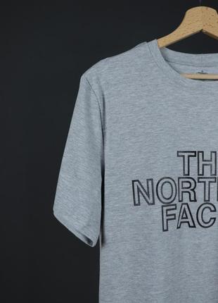 Мужская футболка серая с принтом the north face собственный пошив2 фото