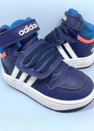 Кроссовки демисезонные adidas