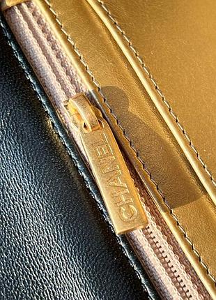 Сумка кожаная черная с бомбочкой