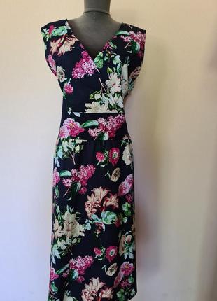 Плаття великого розміру 22-24