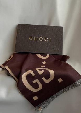 Шарф в стиле gucci
