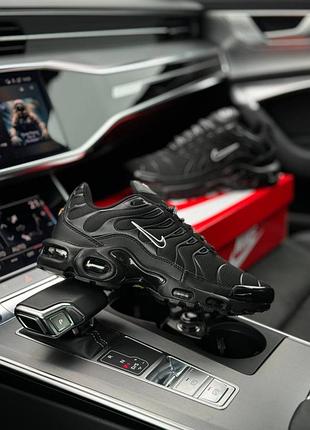 Мужские кроссовки nike air max plus all black white