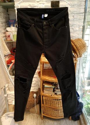 Черные джинсы - скинни в байкерском стиле с рваностями 31 р divided h&m