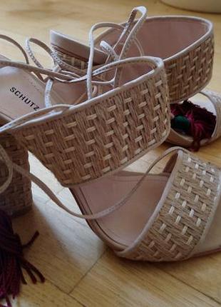 Босоніжки schutz