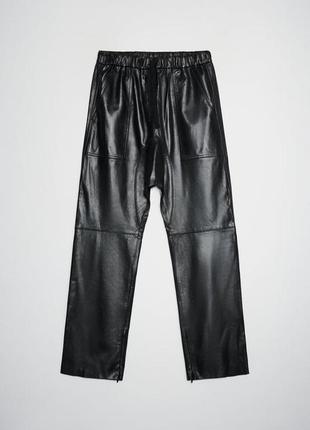 100% натурально шкіряні штани zara — джогери zw leather collection | 5479/248 в наявності s