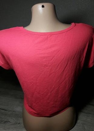 Вкорочена футболка, яскраво червоно-малинового кольору3 фото