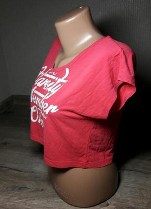 Вкорочена футболка, яскраво червоно-малинового кольору2 фото