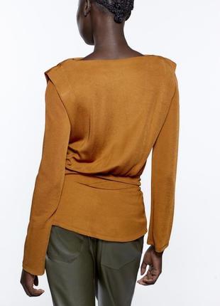 Горчичная блуза zara draped buckle top3 фото