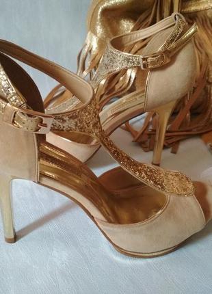 Натуральнi 💢 замшеві босоніжки buffalo london