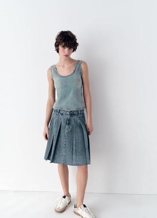 Джинсовая юбка со складками1 фото