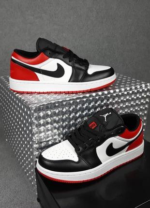 Мужские кроссовки nike air jordan 1 low white black red джордан черного с белым и красным цветами