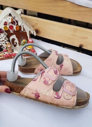 Анатомічні шльопанці björndal