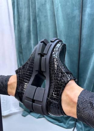 Стильные туфли лоферы из натуральной итальянской кожи и замши женские на шнурках5 фото