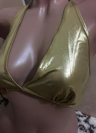 Гарний верх від купальника nayomi