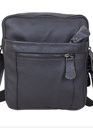Кожаная мужская сумка черная матовая