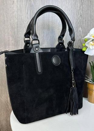 Женская замшевая большая  черная сумка с брелком турция7 фото