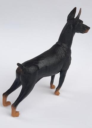 Доберман статуэтка, декоративная фигурка с доберманом, доберман декор