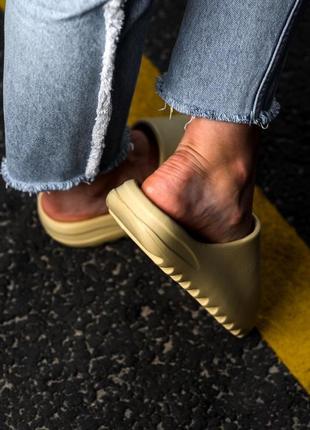 Шлепанцы adidas campus green and white gold card michigan шльопанці шльопки шлепки сланцы сланці7 фото
