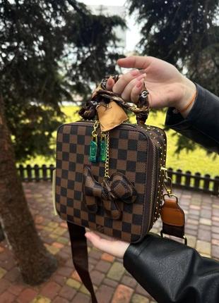 Шкіряна жіноча сумка louis vuitton коричнева жіноча сумочка на плече луї вітон в подарунковій упаковці