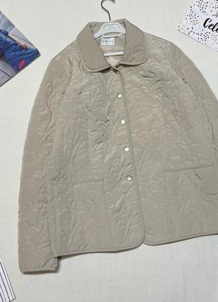 Стильная легкая демисезонная куртка утепленная от бренда eastex размер 504 фото