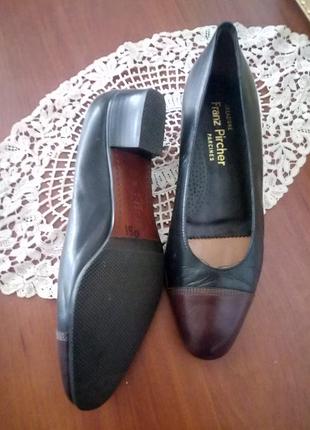 Туфельки темно-зеленые , кожа. 37